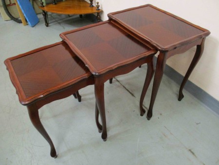 2255 - Hnizdove stolky  51 x 35 cm V - 50 cm  -  2 900 kc